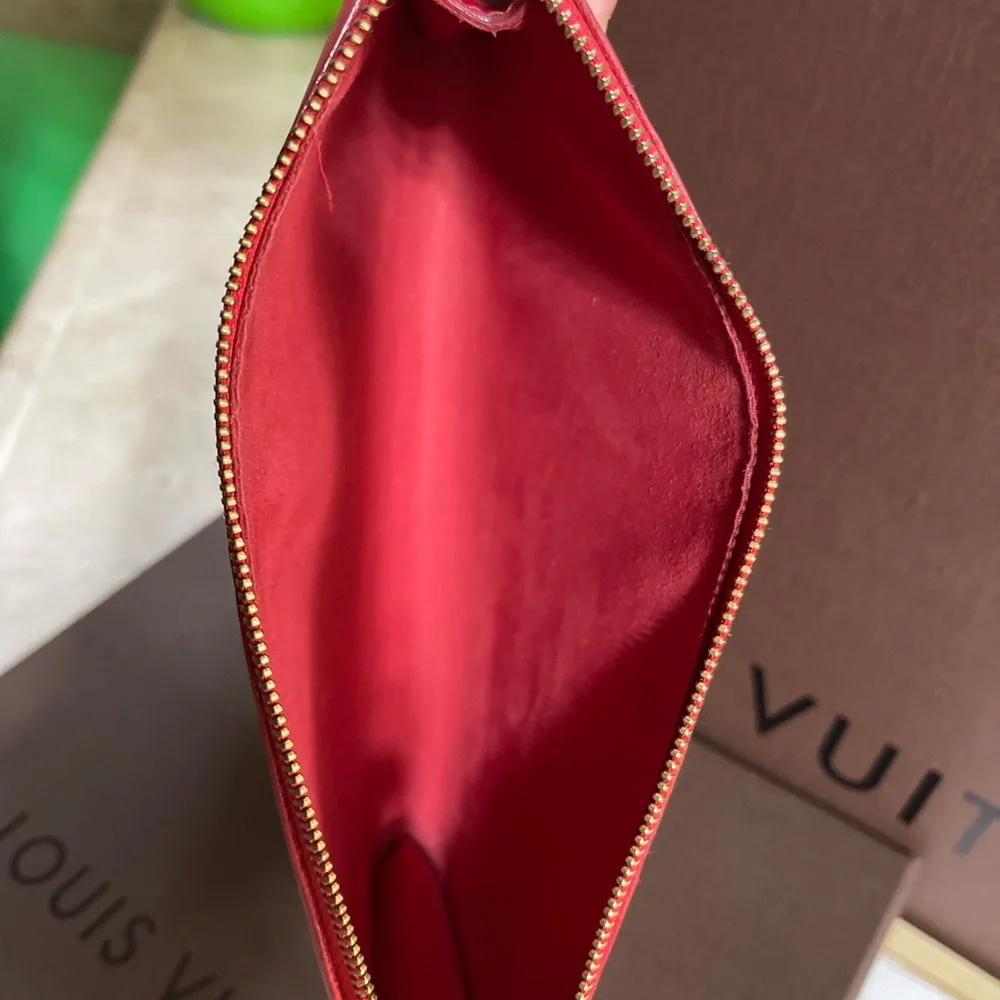 Authentic Louis Vuitton Red Epi Leather Pochette - Picture 6 of 7